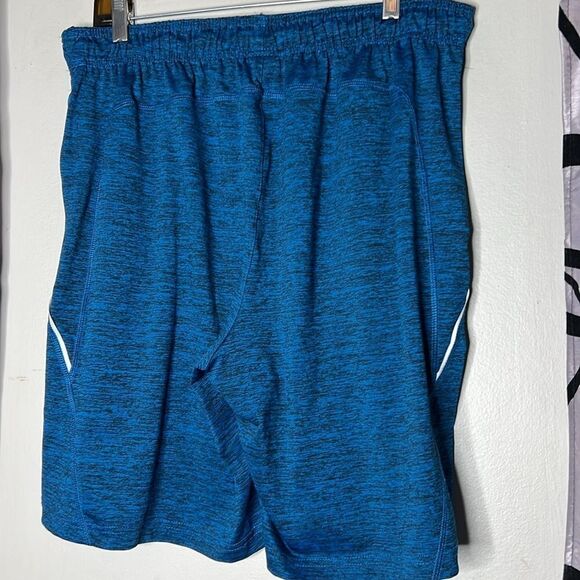 Reebok shorts heather blue two pocket size L - Picture 4 of 8